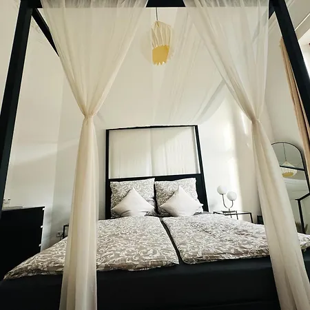 Superhosts Zentrum - Parkplatz - Badewanne - Netflix - Kaffee Apartment