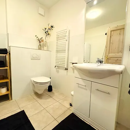 Superhosts Zentrum - Parkplatz - Badewanne - Netflix - Kaffee Apartment