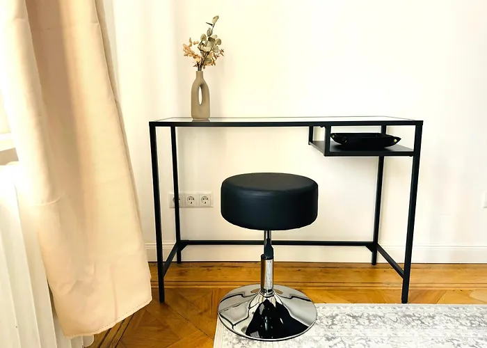 Superhosts Zentrum - Parkplatz - Badewanne - Netflix - Kaffee Lägenhet *