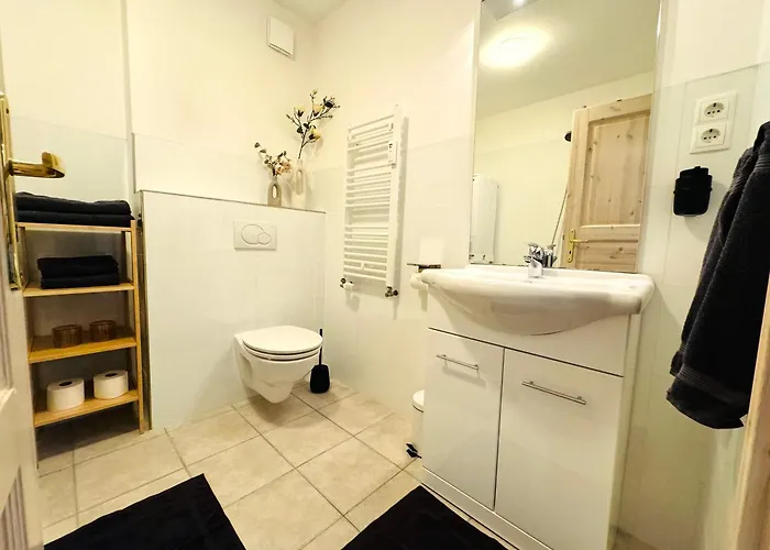 Superhosts Zentrum - Parkplatz - Badewanne - Netflix - Kaffee Apartment